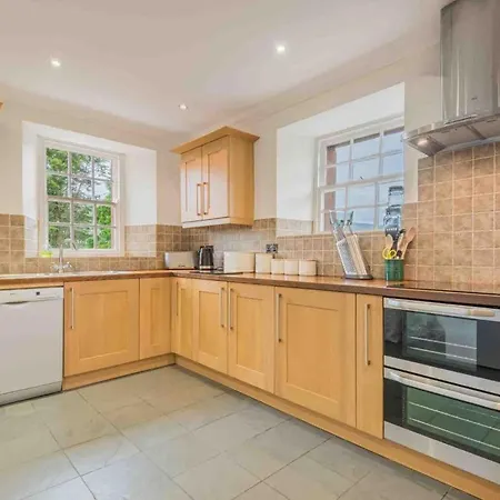4 Bed In Penrith Oc-sz383 Дом отдыха