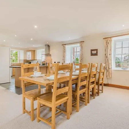 Дом отдыха 4 Bed In Penrith Oc-sz383 *