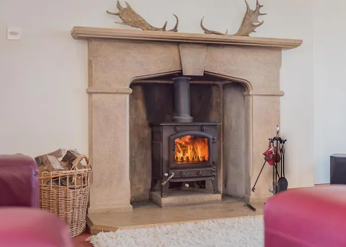 4 Bed In Penrith Oc-sz383 Nyaraló Skirwith