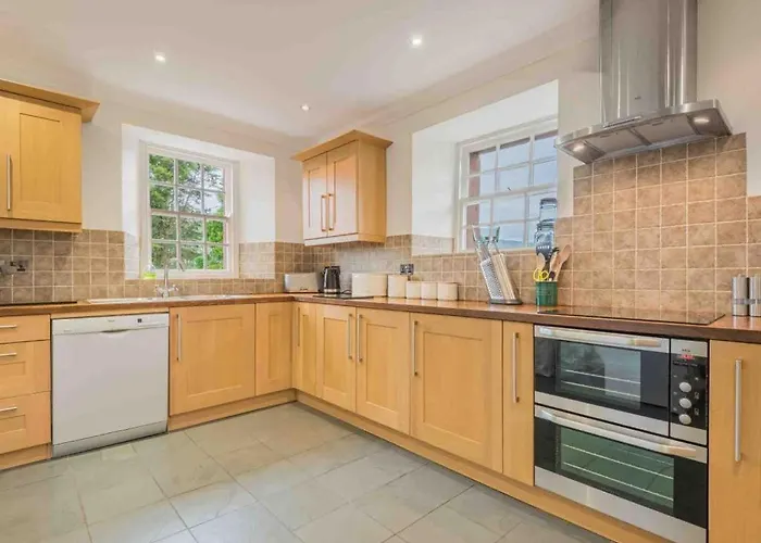 4 Bed In Penrith Oc-sz383 Nyaraló