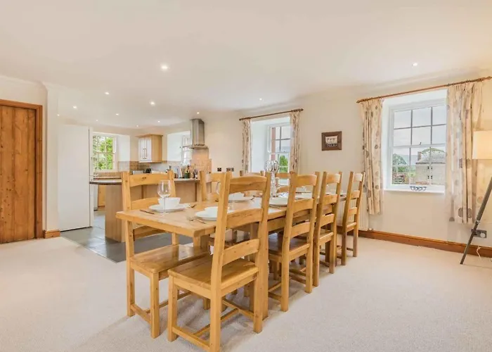 Nyaraló 4 Bed In Penrith Oc-sz383 *