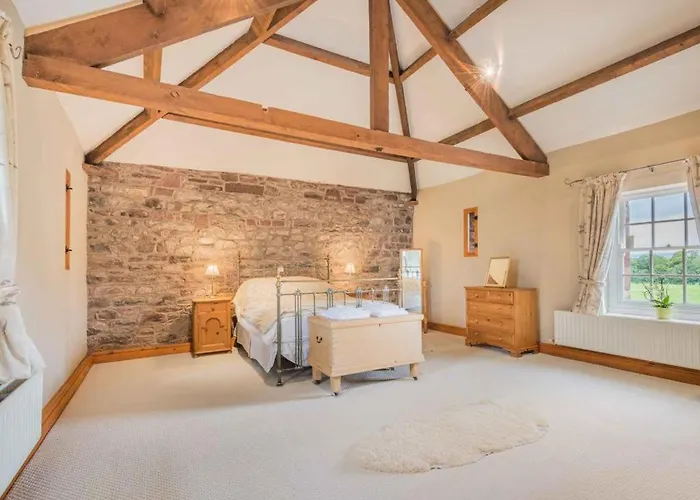 4 Bed In Penrith Oc-sz383 Nyaraló